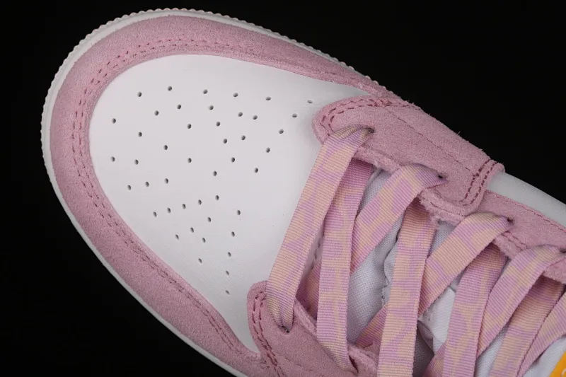 All categories Air Jordan Jordan series basketball shoes Air Jordan 1 Mid G version pure original Air Jordan 1 Mid AJ1 Joe 1 girl powder China basketball shoes DC9517-600